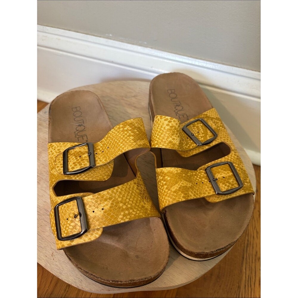 Corkys Womens Beach Babe Slip-on Adjustable Slide Sandal size 9 yellow